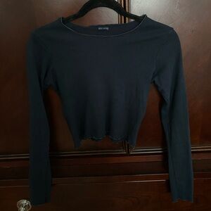 Brandy Melville Navy Long Sleeve Crop Top